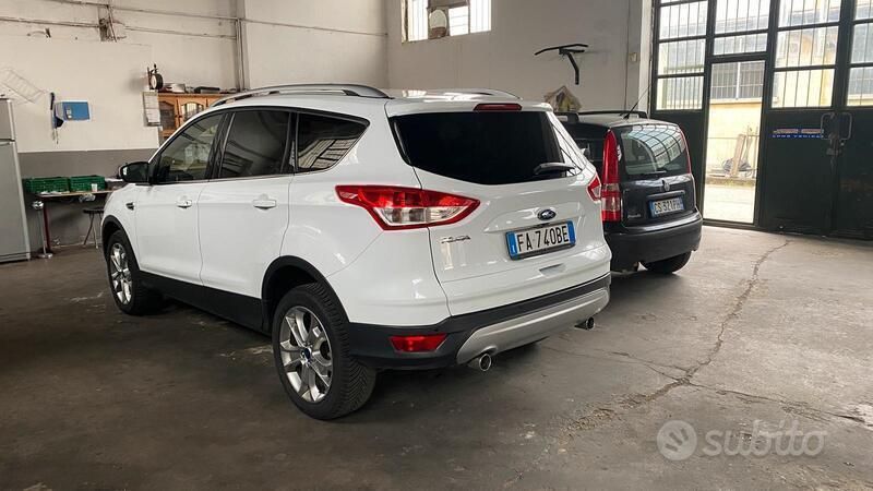 Usata Ford Kuga 2015 Bianco SUV