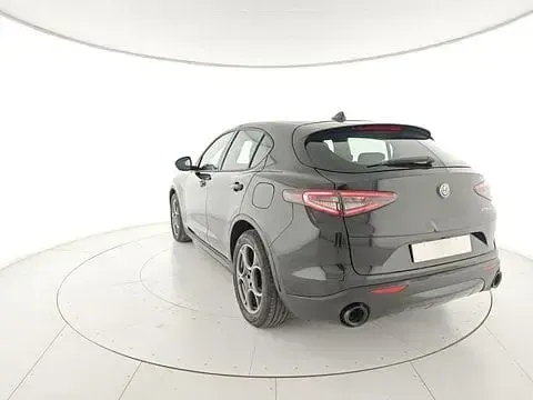 Usata Alfa Romeo Stelvio Sprint 160 CV (117 kW) 2024 Nero SUV