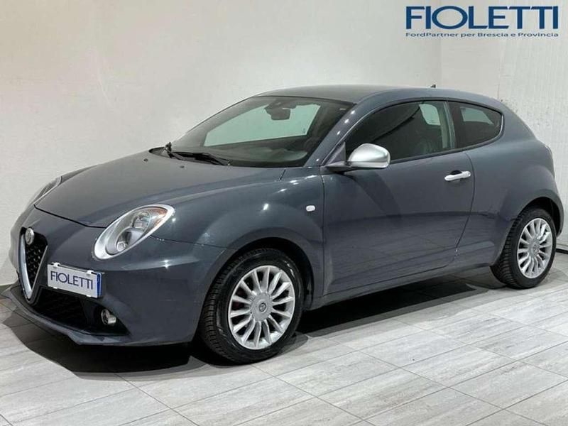 Grigio Usata 2017 Alfa Romeo MiTo Due volumi | 7450 € (Buon prezzo) - Immagine 1/4