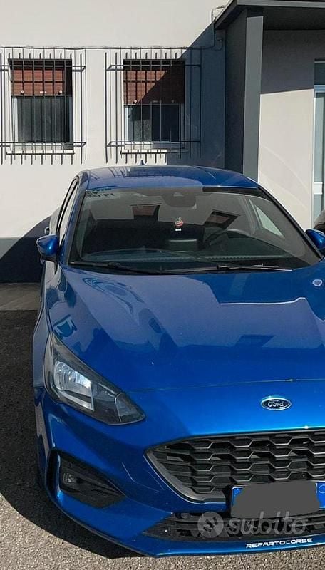 Usata 2018 Ford Focus Utilitaria | 14.000 € (Buon prezzo) - Immagine 1/1