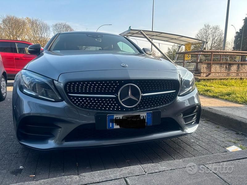Usata Mercedes C220 2019 Grigio Coupé
