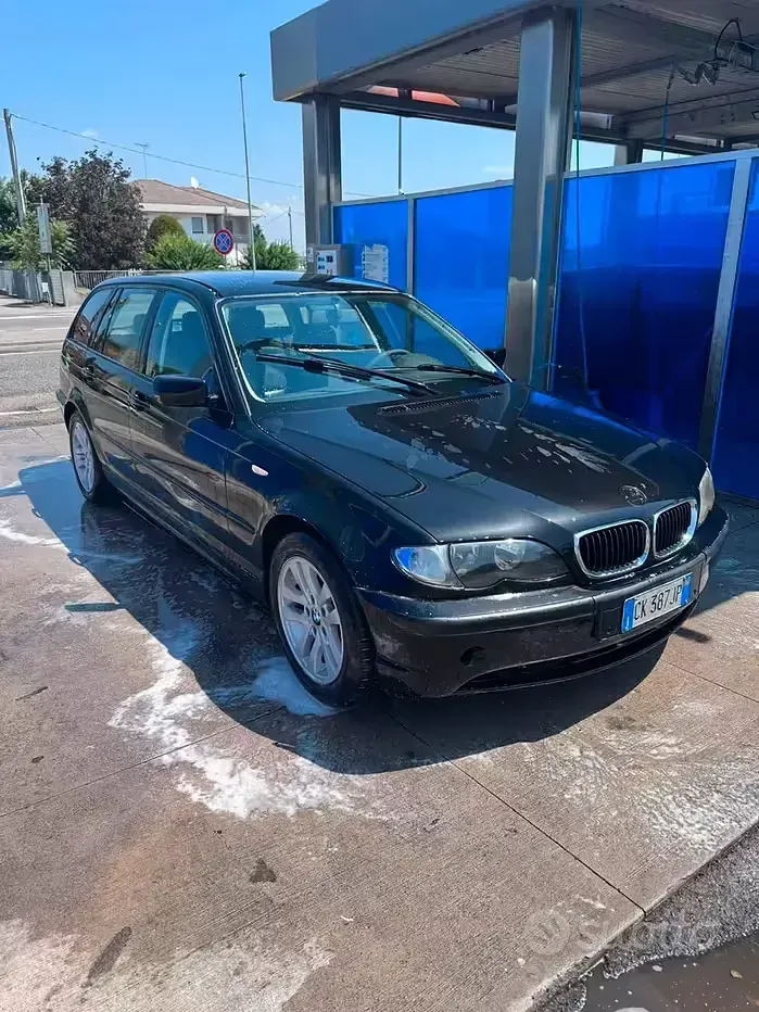 Usata BMW 320 136 CV (100 kW) 2005 Nero Station wagon