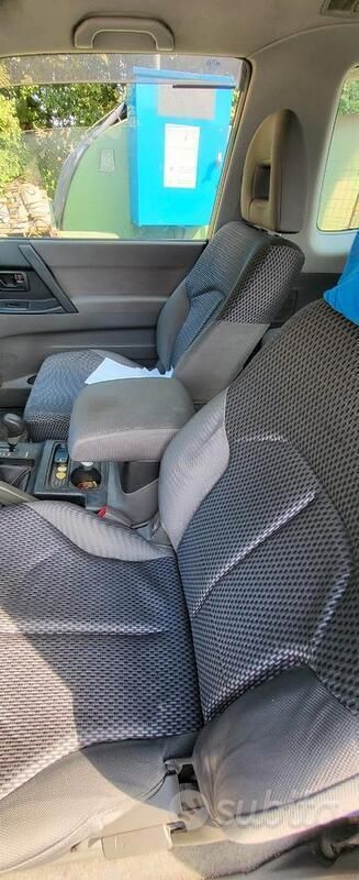 Usata Mitsubishi Pajero 2002 Verde SUV