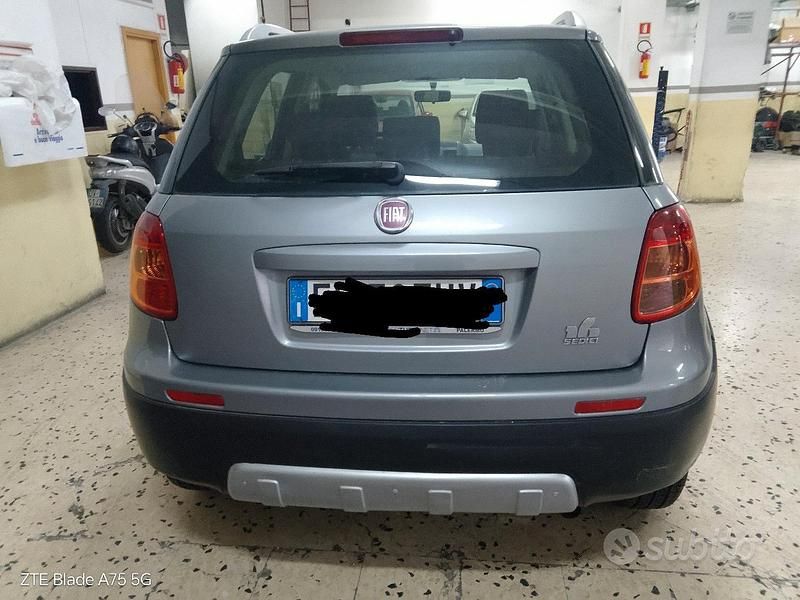 Usata Fiat Sedici 2012 Grigio SUV