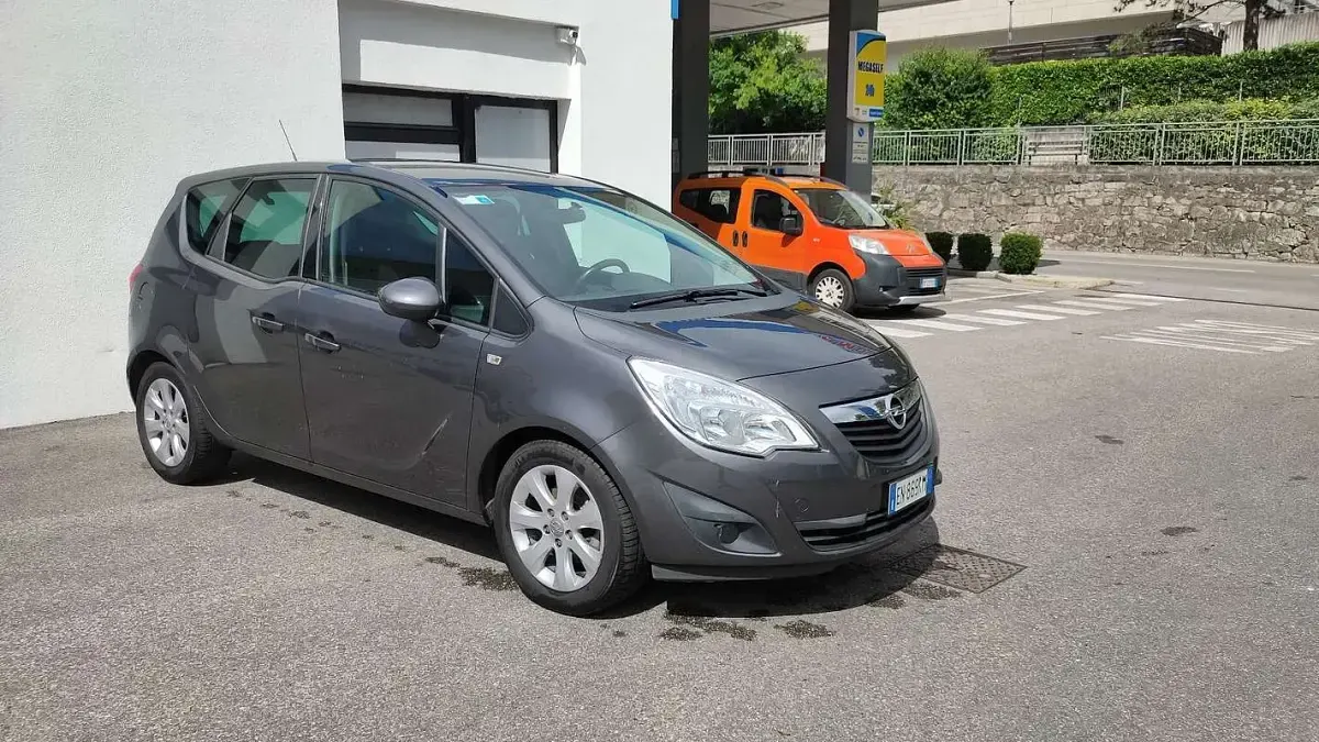 Usata Opel Meriva S 101 CV (74 kW) 2012 Monovolume