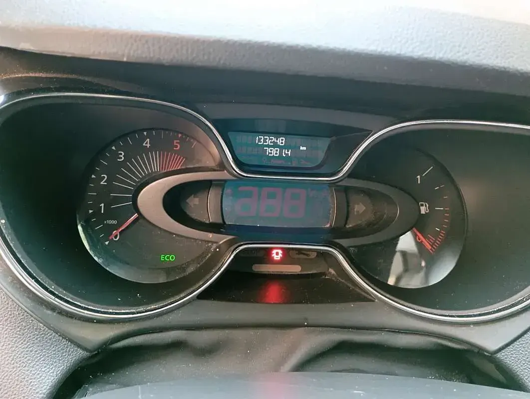 Usata Renault Captur Iconic 90 CV (66 kW) 2017 Grigio SUV