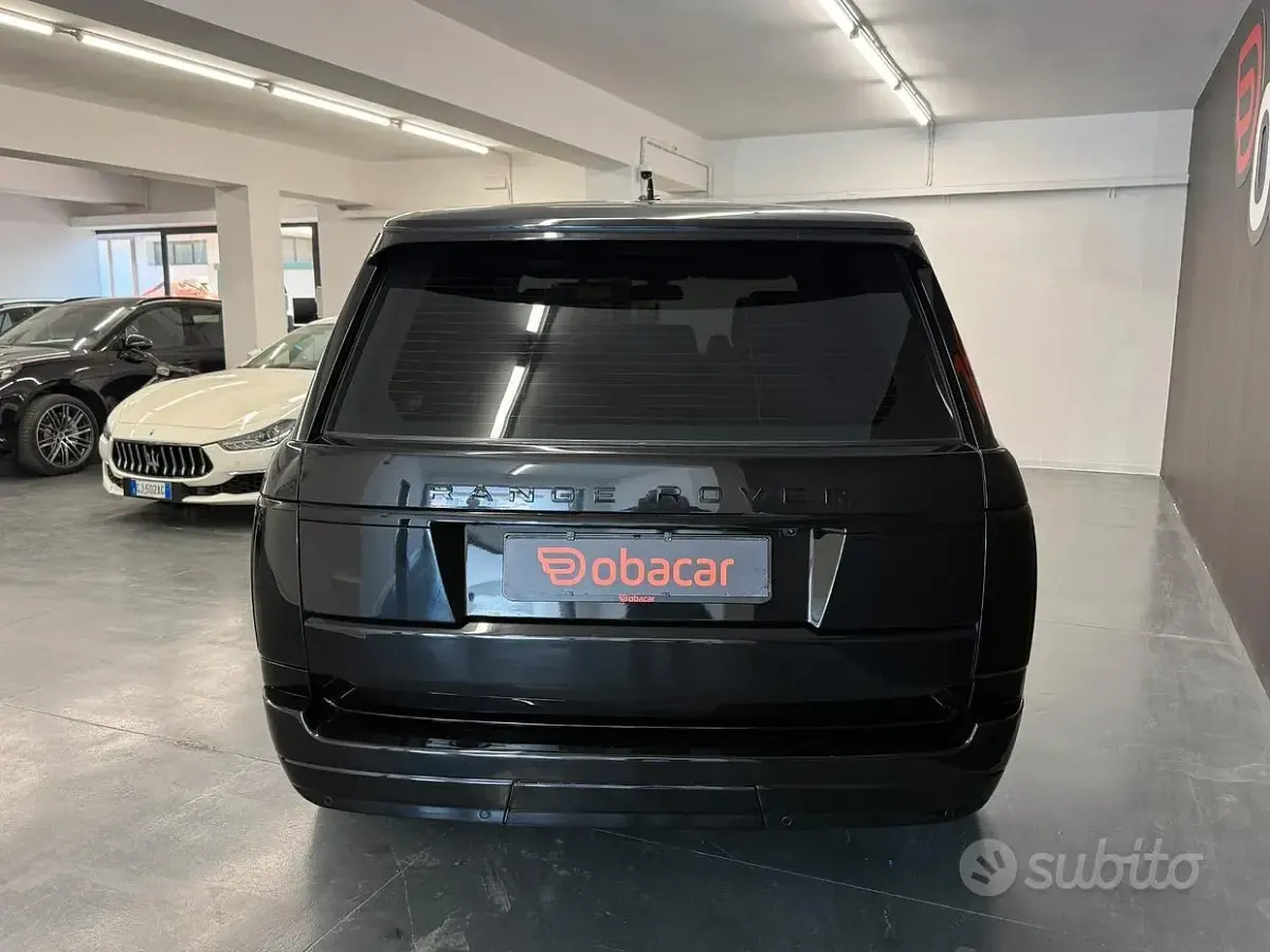 Usata Land Rover Range Rover Vogue 249 CV (183 kW) 2016 Nero SUV