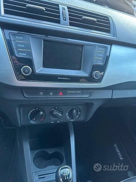 Usata Skoda Fabia 89 CV (65 kW) 2015 Bianco Berlina