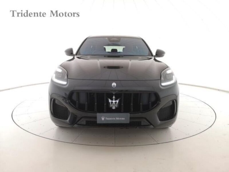 Usato 2023 Maserati Grecale 2.0 El_Benzin 330 CV (75.700 €)