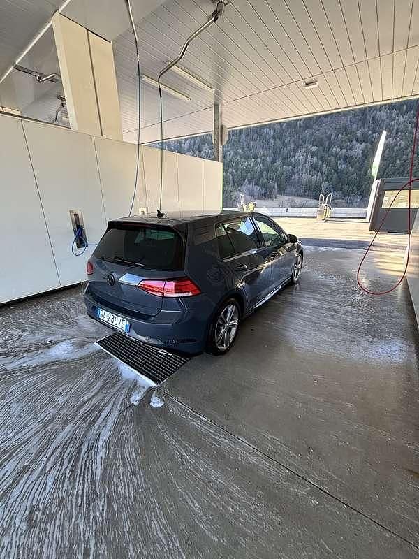 Usata VW Golf VIII Edition 150 CV (110 kW) 2020 Grigio Berlina
