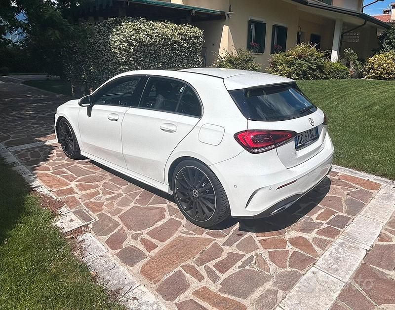 Usata Mercedes A220 190 CV (139 kW) 2019 Bianco Utilitaria