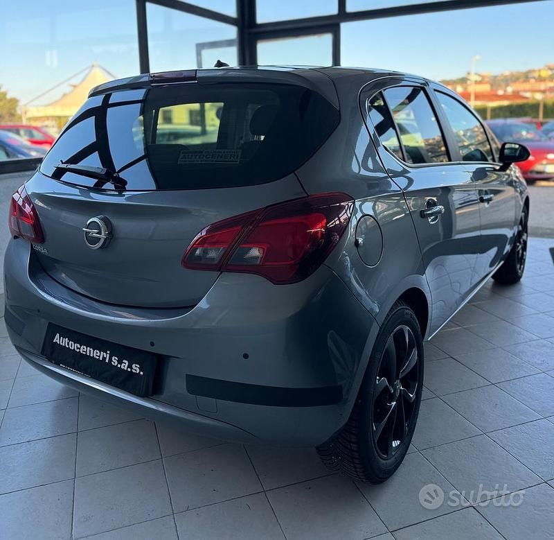 Usata Opel Corsa 69 CV (50 kW) 2019 Grigio Coupé
