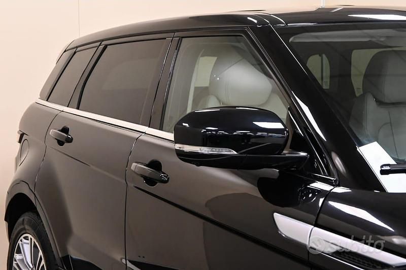 Usata Land Rover Range Rover evoque 150 CV (110 kW) 2012 Nero SUV