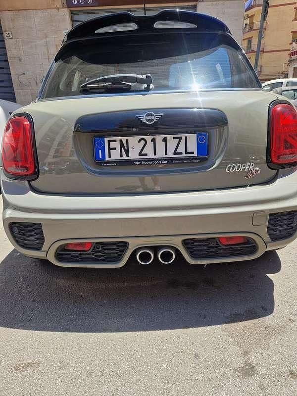 Begagnad Mini Cooper SD 170 HK (125 kW) 2018 Halvkombi