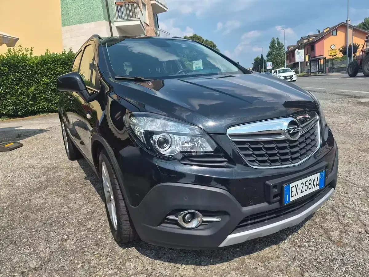 Usata Opel Mokka Cosmo 140 CV (102 kW) 2015 Nero SUV