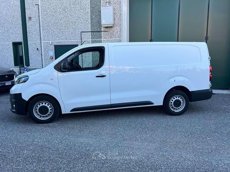 Usata Toyota Proace 120 CV (88 kW) 2022 Bianco Monovolume