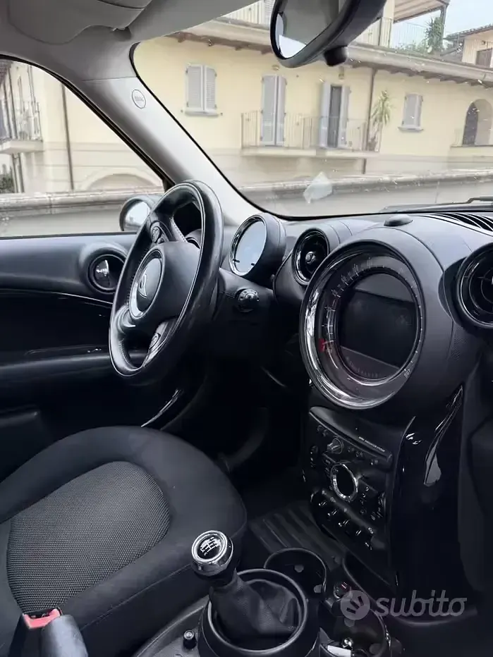 Usata Mini Countryman 111 CV (81 kW) 2016 Nero SUV