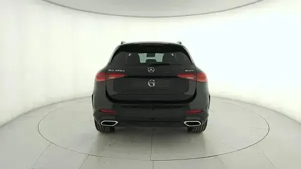 Nuova Mercedes GLC220 197 CV (144 kW) 2026 Nero SUV