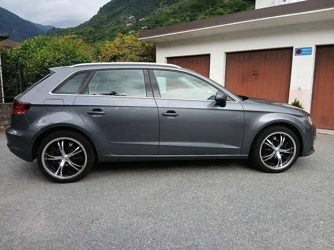Usata Audi A3 Ambiente 140 CV (102 kW) 2014 Berlina