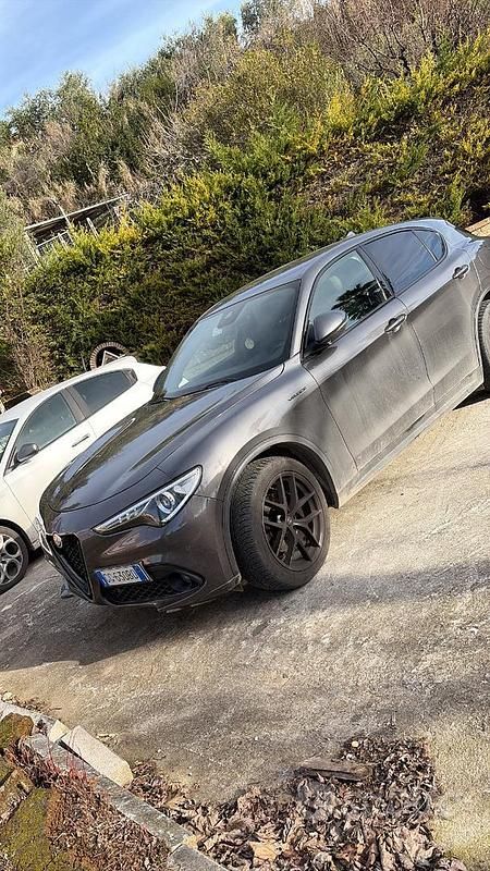 Usata Alfa Romeo Stelvio Veloce 210 CV (154 kW) 2021 Grigio SUV