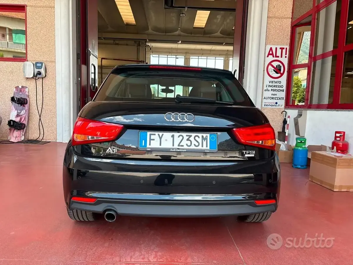 Usata Audi A1 95 CV (69 kW) 2017 Nero Utilitaria