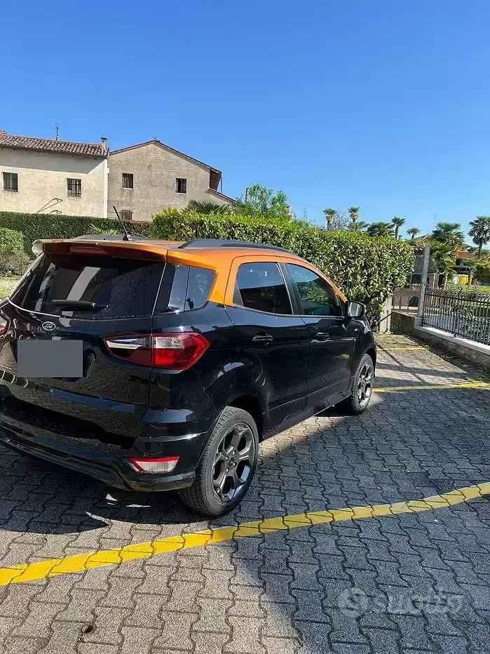 Usata Ford Ecosport 99 CV (72 kW) 2018 Nero SUV