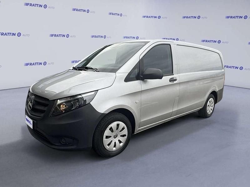 Grigio Usata 2019 Mercedes Vito Furgone | 17.890 € (Ottimo prezzo) - Immagine 1/4