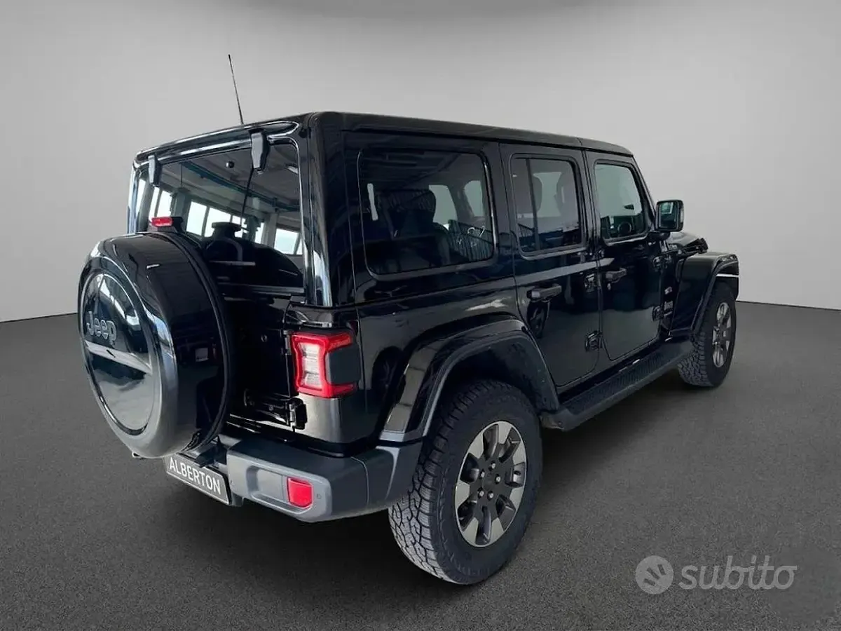 Occasion Jeep Wrangler Unlimited Sahara 200 ch (147 kW) 2019 Noir SUV