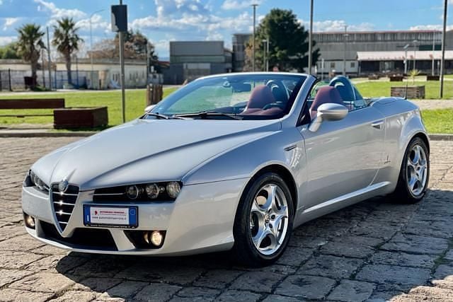 Usata Alfa Romeo Spider Exclusive 185 CV (136 kW) 2007 Argento Cabrio