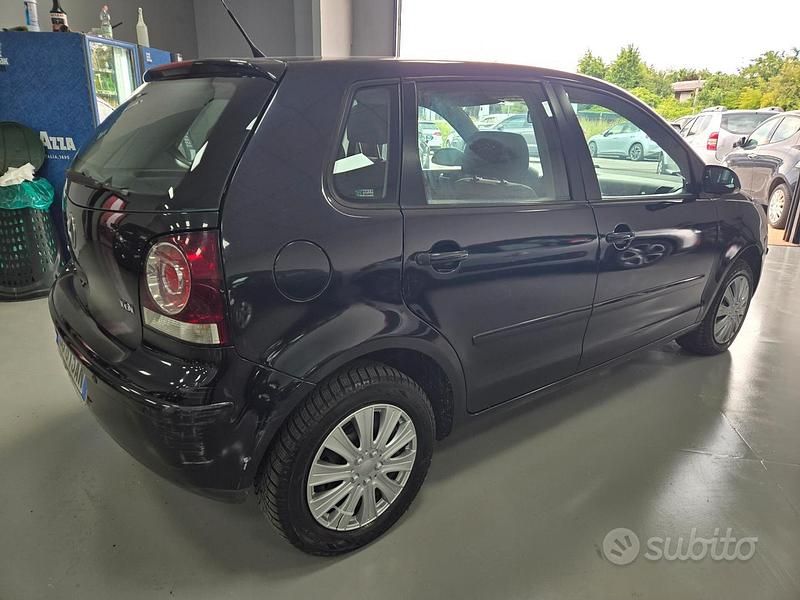 Usata VW Polo Trendline 69 CV (50 kW) 2008 Other Berlina