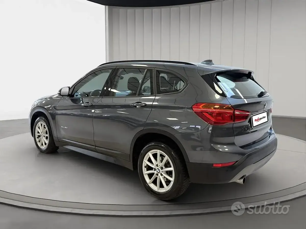 Usata BMW X1 Efficient Dynamics 150 CV (110 kW) 2018 Grigio scuro SUV