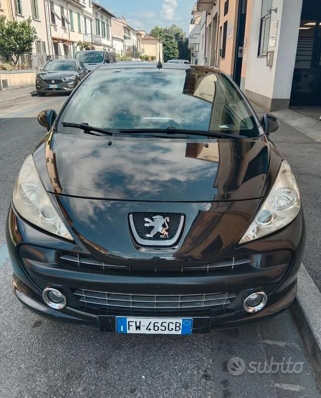 Usata Peugeot 207 CC 2006 Nero Cabrio