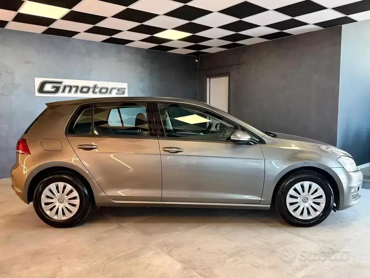 Usata VW Golf VII Trendline 85 CV (62 kW) 2015 Grigio Berlina