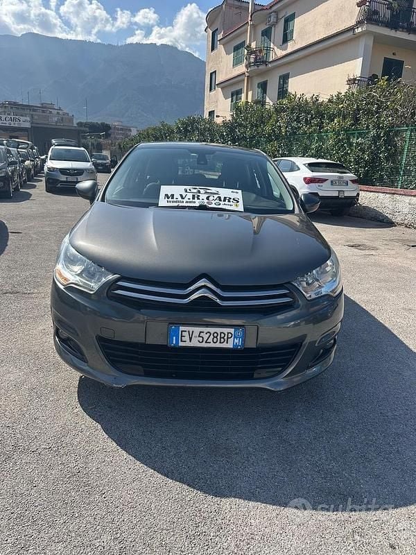 Usata Citroën C4 Exclusive 114 CV (83 kW) 2014 Grigio Berlina