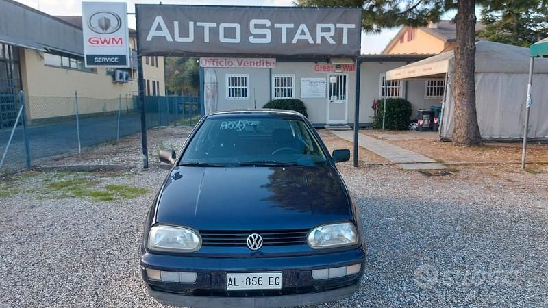 Usata VW Golf III 90 CV (66 kW) 1997 Blu Berlina