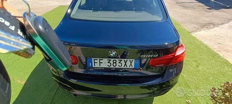 Usata BMW 316 Advantage 116 CV (85 kW) 2016 Blu Berlina