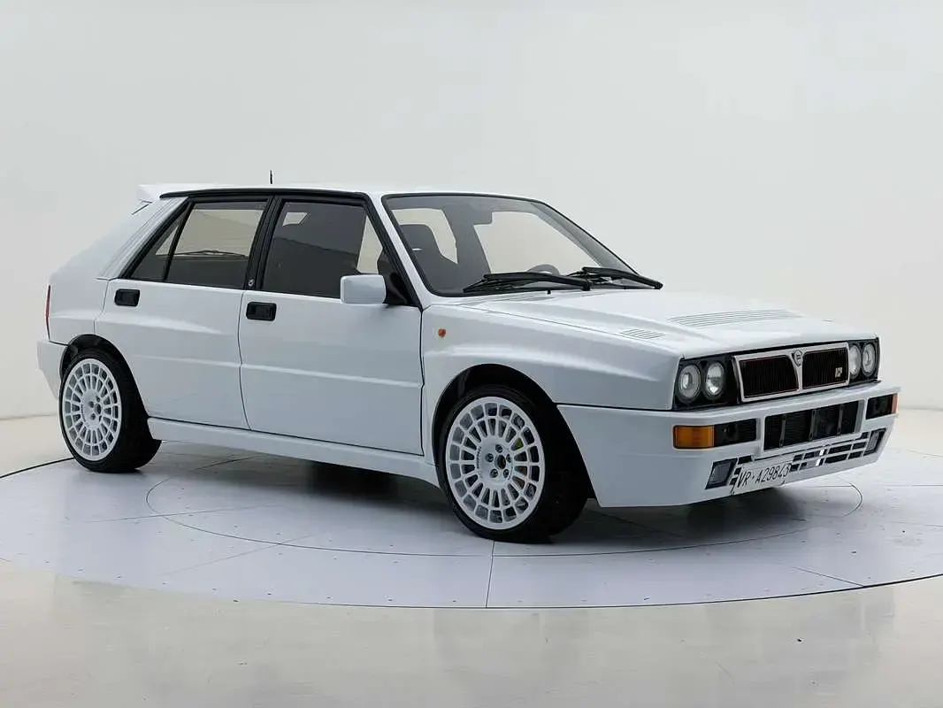 Usata Lancia Delta 280 CV (205 kW) 1992 Bianco Utilitaria
