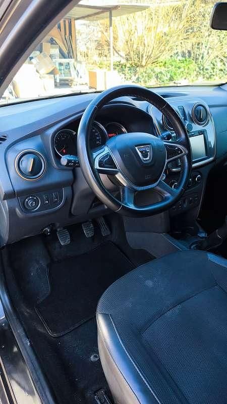 Usata Dacia Sandero Stepway 90 CV (66 kW) 2017 Nero Berlina