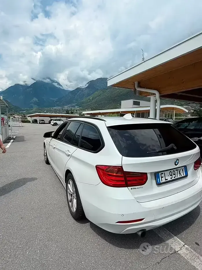 Usata BMW 318 143 CV (105 kW) 2017 Bianco Station wagon
