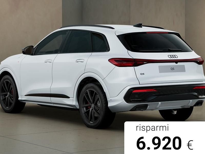 Nuova Audi Q5 S-Line 204 CV (150 kW) 2025 Bianco ghiacciaio metallizzato SUV