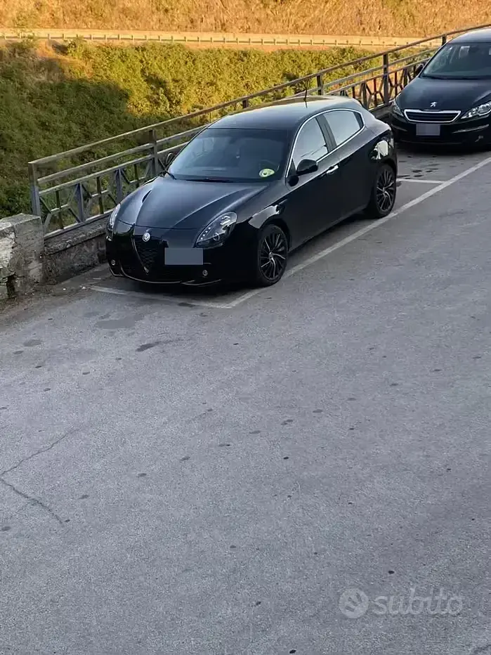 Usata Alfa Romeo Giulietta 105 CV (77 kW) 2012 Nero Utilitaria