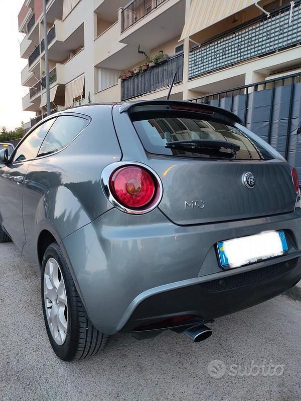Grigio Usata 2010 Alfa Romeo MiTo Due volumi | 4300 € (Buon prezzo) - Immagine 1/4
