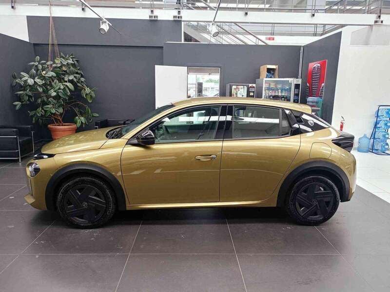 Gebraucht Lancia Ypsilon 101 PS (74 kW) 2024 Gold Kleinwagen