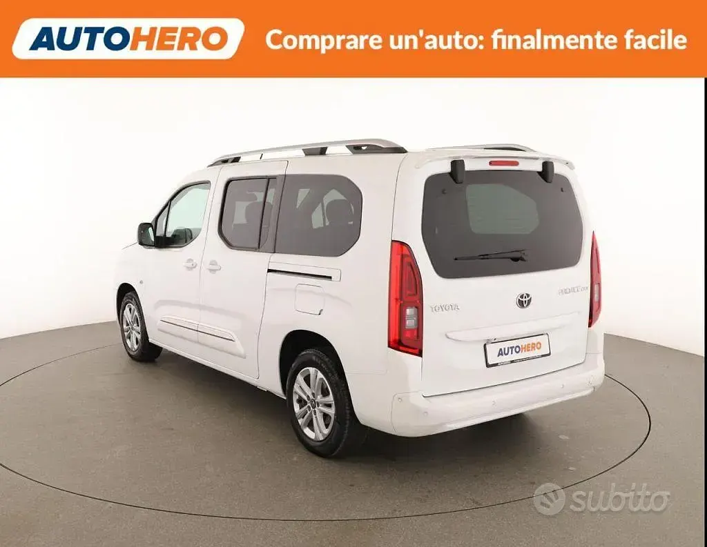 Gebraucht Toyota Proace Verso City 131 PS (96 kW) 2022 Weiß Kombi