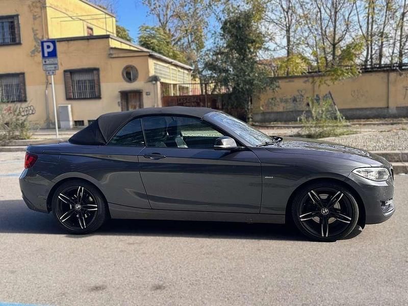 Usata BMW 220 Sport Line 197 CV (144 kW) 2016 Cabrio