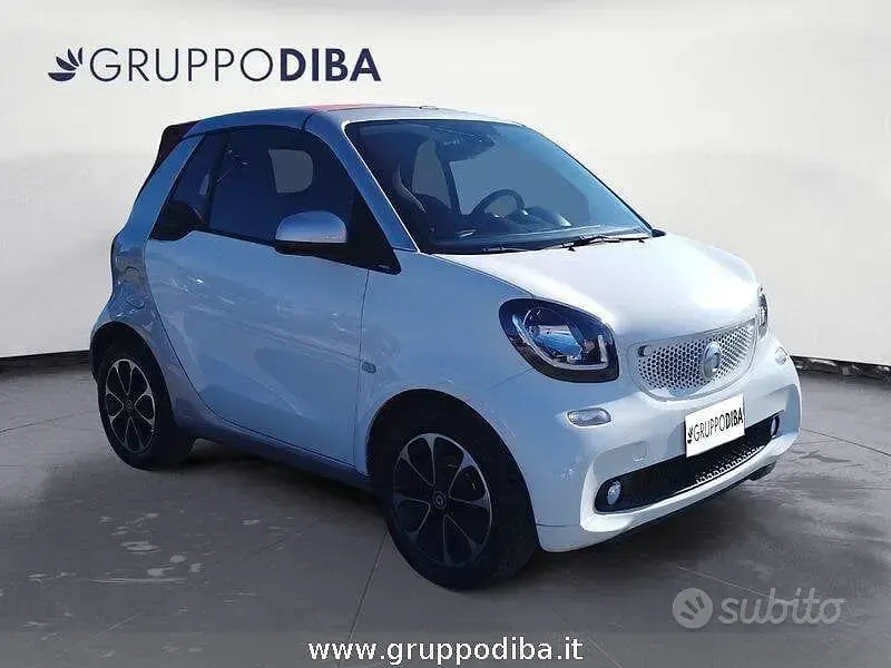 Usata Smart ForTwo Cabrio Passion 90 CV (66 kW) 2016 Bianco Cabrio