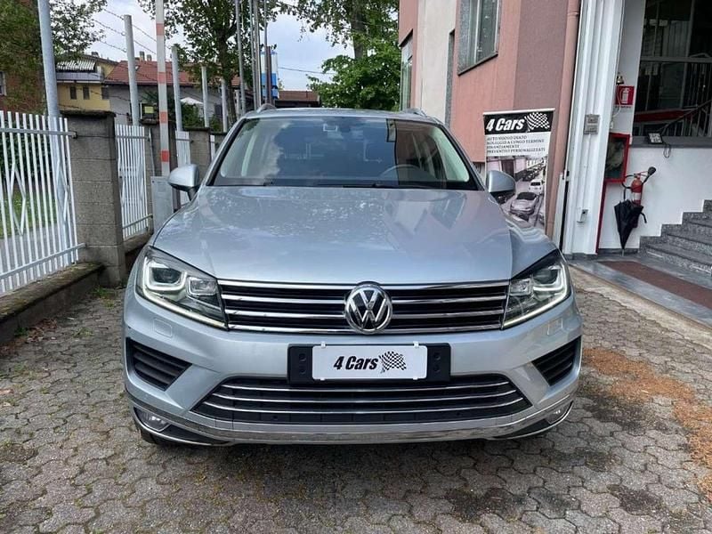 Usata VW Touareg 204 CV (150 kW) 2016 Grigio SUV