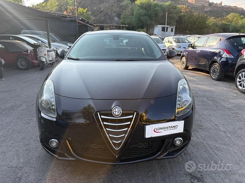 Usata Alfa Romeo Giulietta Exclusive 150 CV (110 kW) 2015 Nero Berlina