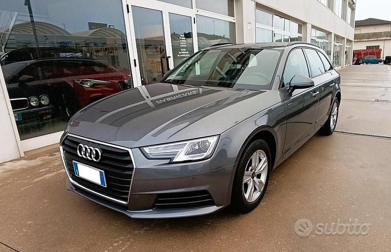 Usata Audi A4 Business 150 CV (110 kW) 2017 Grigio Station wagon