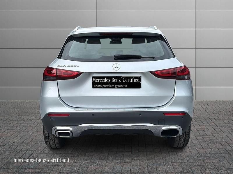 Occasion Mercedes GLA250 160 ch (117 kW) 2023 Argent SUV
